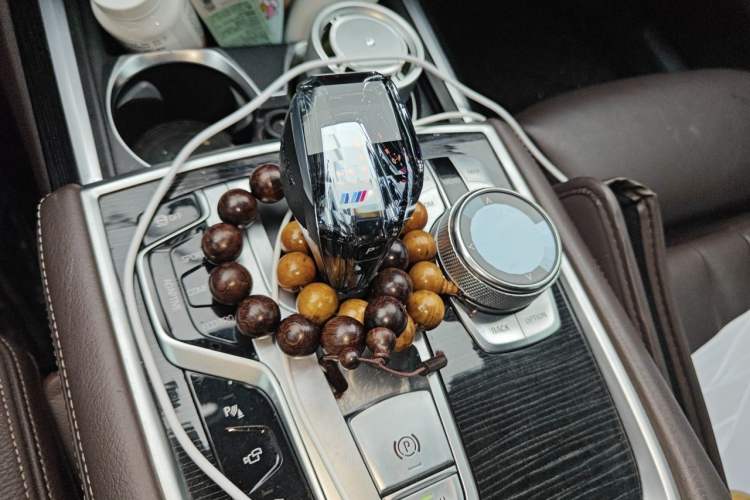 Used BMW 7 Series 2018 730Li Leading Model M Sport Package Gear Lever