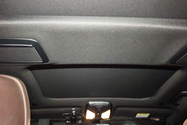 Used BMW 7 Series 2018 740Li M Sport Package Leading Model Headliner