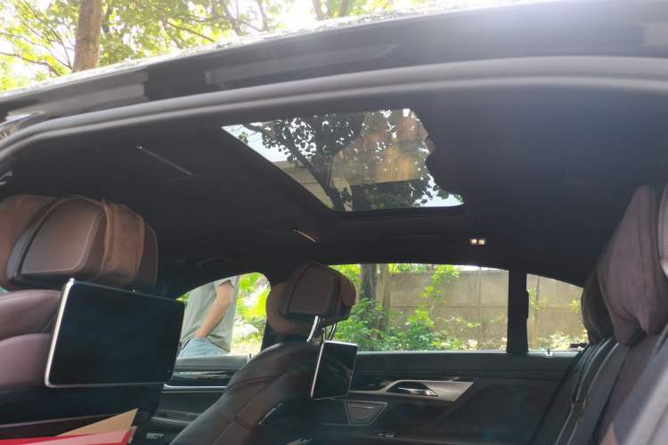 Used BMW 7 Series 2018 730Li Luxury Edition M Sport Package Headliner