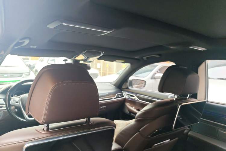 Used BMW 7 Series 2018 740Li M Sport Package Leading Model Headliner