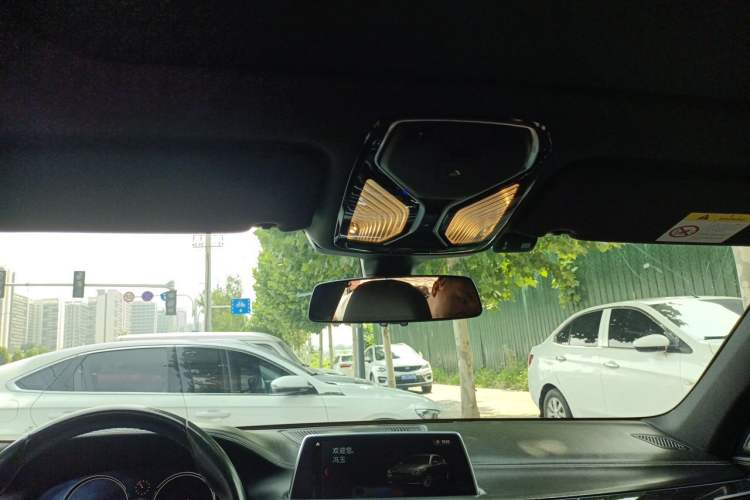 Used BMW 7 Series 2018 740Li M Sport Package Leading Model Headliner