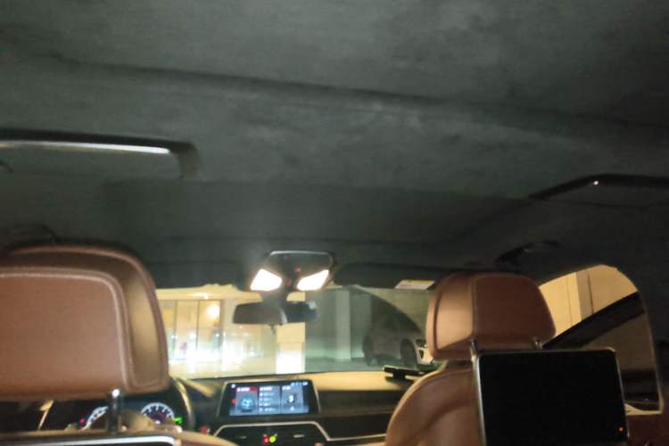 Used BMW 7 Series 2018 M760Li xDrive Headliner