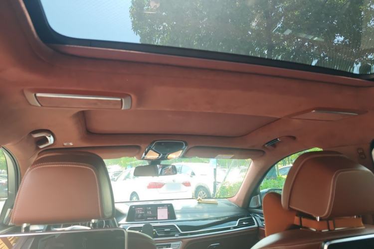 Used BMW 7 Series 2018 740Li M Sport Package Leading Model Headliner