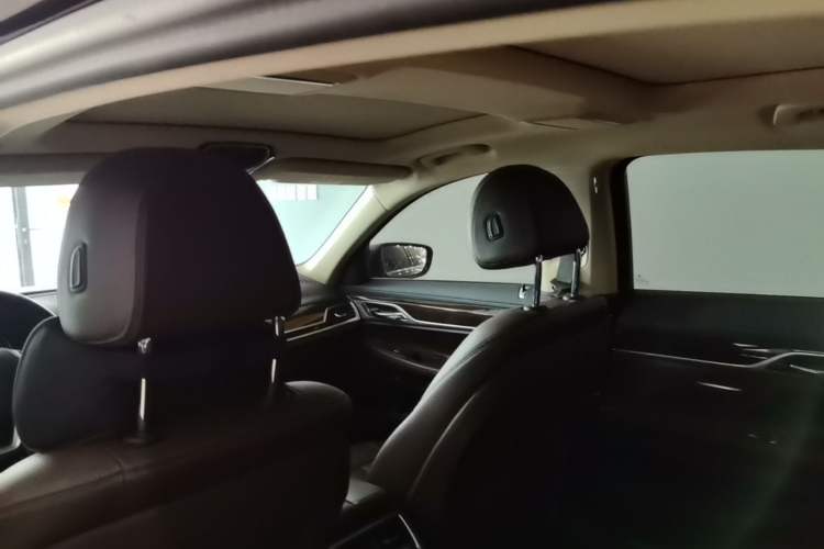 Used BMW 7 Series 2018 730Li Leading Model Excellence Package Headliner