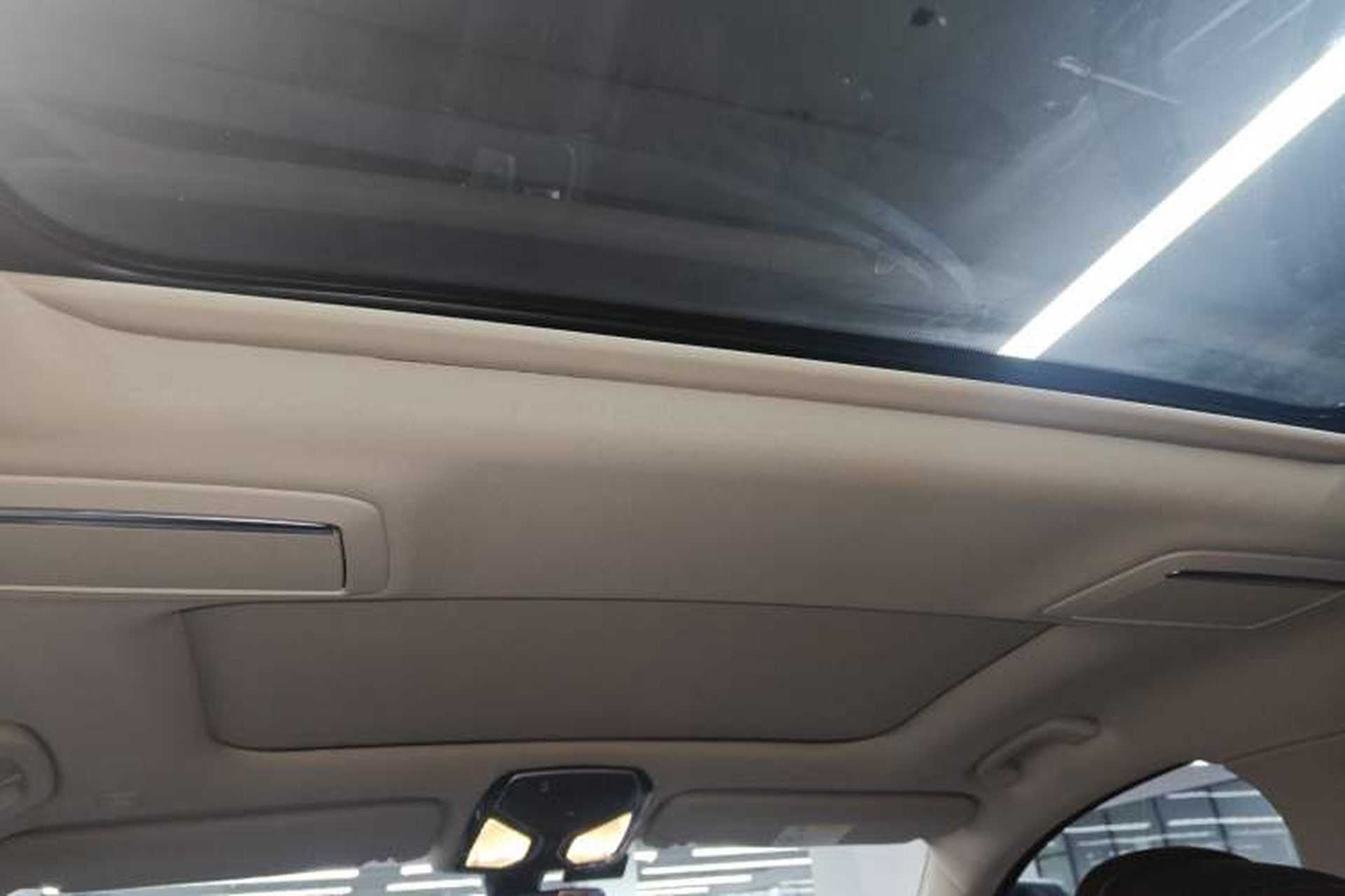 Used BMW 7 Series 2018 730Li Luxury Model Excellence Package Headliner