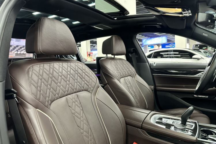 Used BMW 7 Series 2018 730Li Luxury Edition M Sport Package Headliner