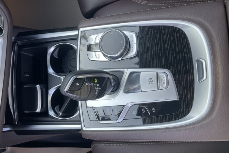 Used BMW 7 Series 2018 730Li Leading Model M Sport Package Interior 1