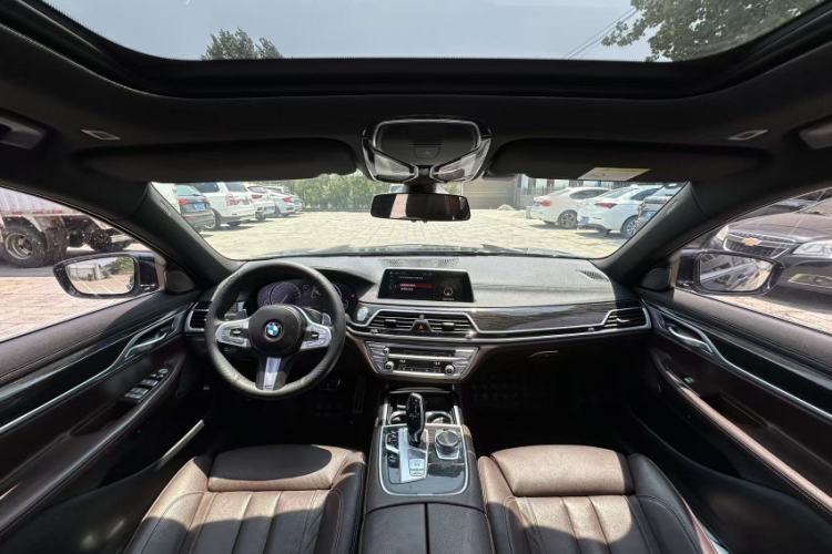 Used BMW 7 Series 2018 730Li Leading Model M Sport Package Interior 1