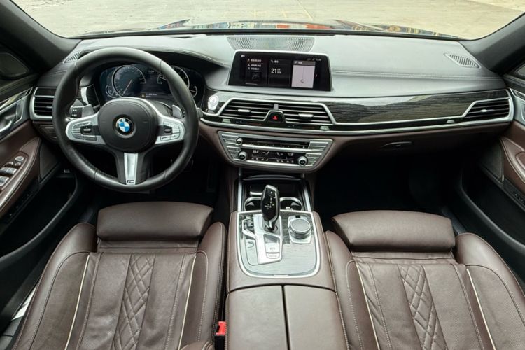 Used BMW 7 Series 2018 740Li M Sport Package Leading Model Interior 1