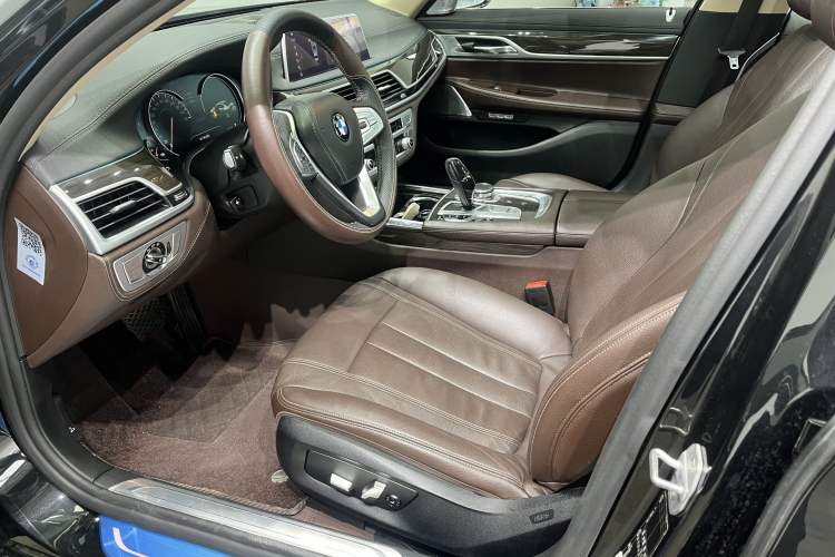 Used BMW 7 Series 2018 730Li Leading Model Excellence Package Interior 1