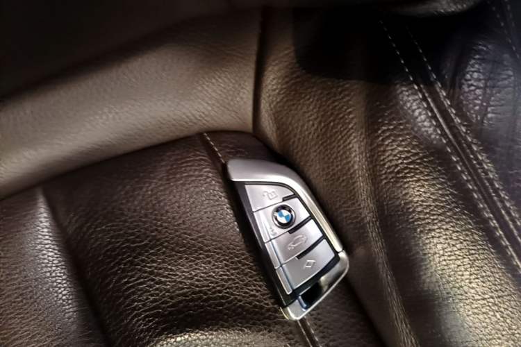 Used BMW 7 Series 2018 730Li Leading Model M Sport Package Interior 1
