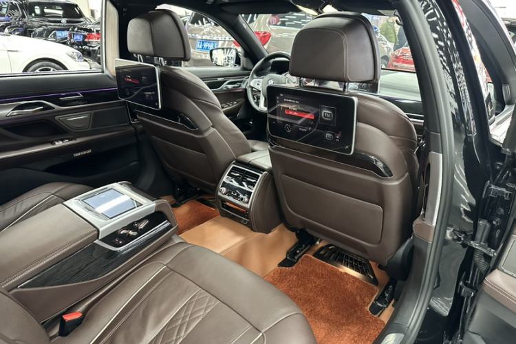 Used BMW 7 Series 2018 730Li Luxury Edition M Sport Package Interior 1