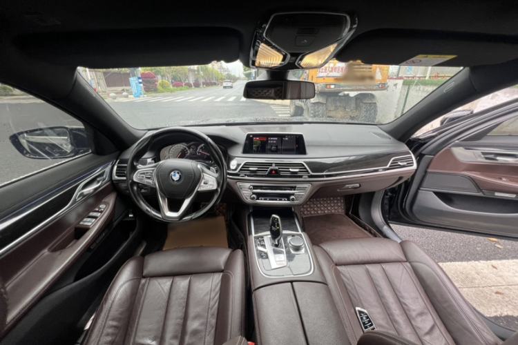 Used BMW 7 Series 2018 730Li Leading Model M Sport Package Interior 1