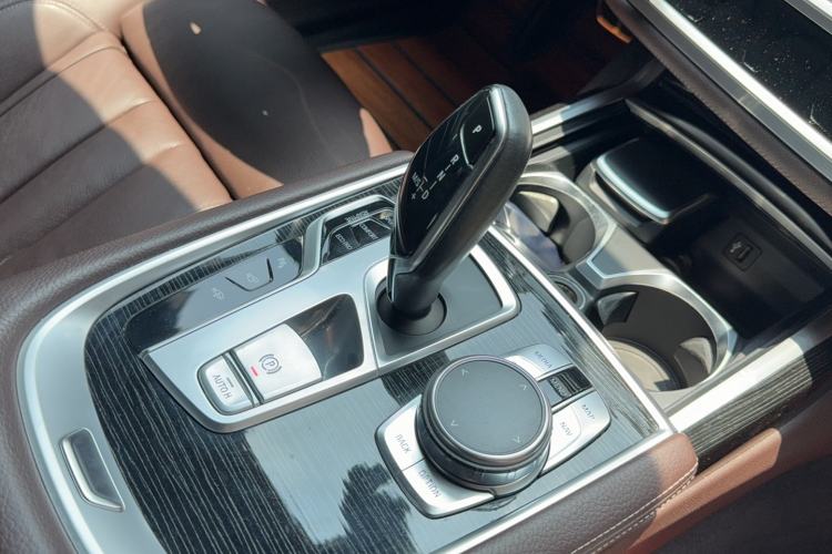 Used BMW 7 Series 2018 730Li Leading Model M Sport Package Interior 10