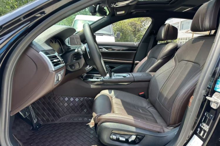 Used BMW 7 Series 2018 730Li Leading Model M Sport Package Interior 2