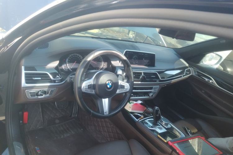 Used BMW 7 Series 2018 730Li Leading Model M Sport Package Interior 2