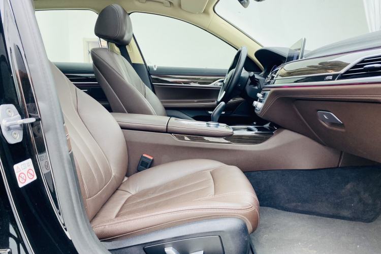 Used BMW 7 Series 2018 730Li Leading Model Excellence Package Interior 3