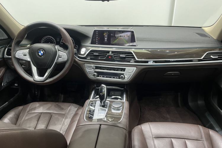 Used BMW 7 Series 2018 730Li Leading Model Excellence Package Interior 3