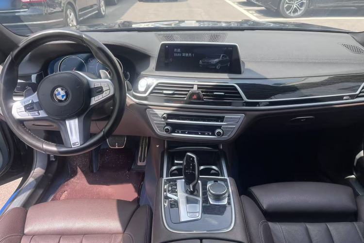 Used BMW 7 Series 2018 730Li Leading Model M Sport Package Interior 3