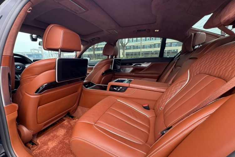 Used BMW 7 Series 2018 750Li xDrive M Sport Package Interior 3