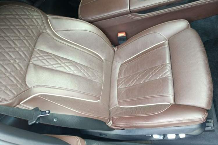 Used BMW 7 Series 2018 730Li Luxury Edition M Sport Package Interior 5