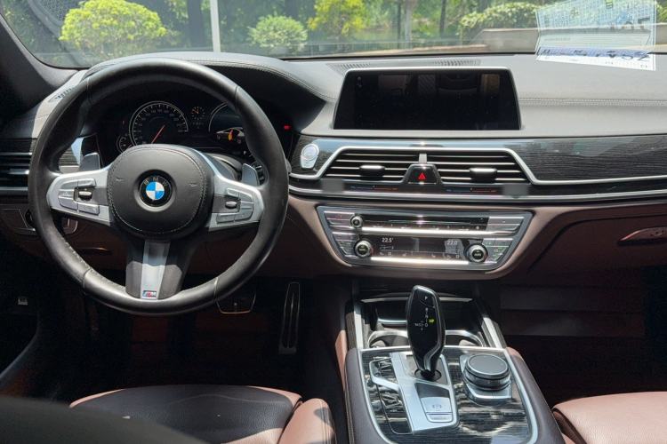 Used BMW 7 Series 2018 730Li Leading Model M Sport Package Interior 5