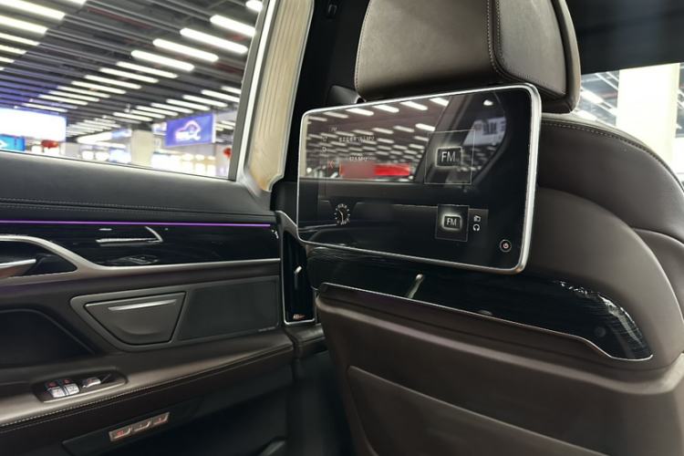 Used BMW 7 Series 2018 730Li Luxury Edition M Sport Package Interior 6