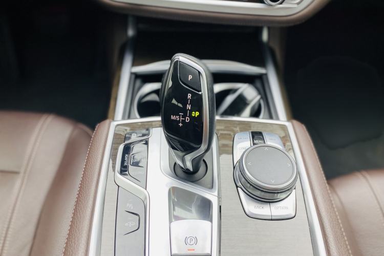 Used BMW 7 Series 2018 730Li Leading Model Excellence Package Interior 8