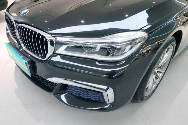 Used BMW 7 Series 2018 730Li Luxury Edition M Sport Package Left Front Headlight
