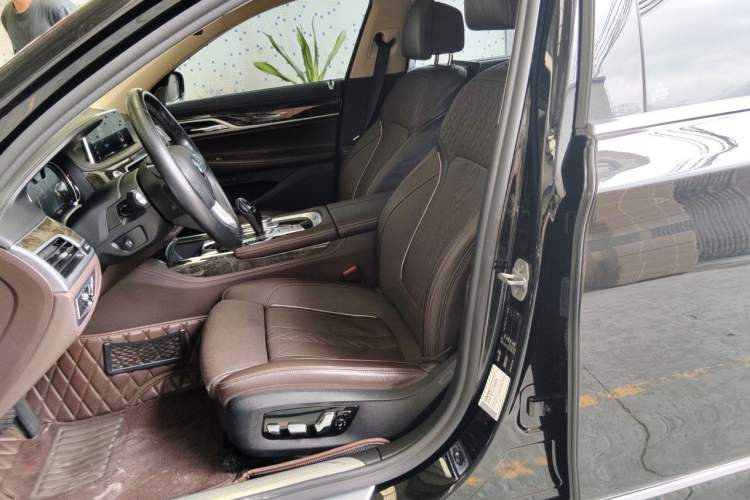 Used BMW 7 Series 2018 730Li Luxury Model Excellence Package Left Front Seat