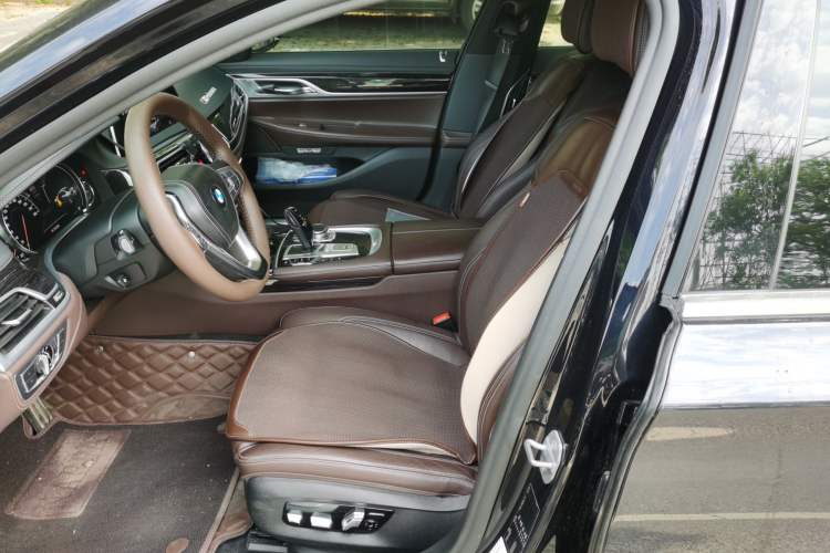 Used BMW 7 Series 2018 730Li Leading Model M Sport Package Left Front Seat