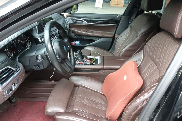 Used BMW 7 Series 2018 730Li Luxury Edition M Sport Package Left Front Seat