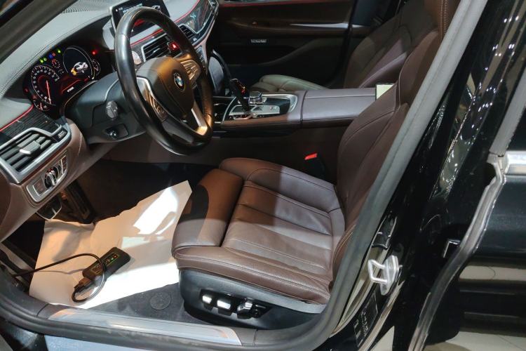 Used BMW 7 Series 2018 730Li Leading Model M Sport Package Left Front Seat