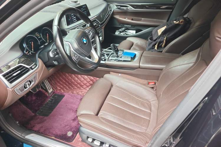 Used BMW 7 Series 2018 730Li Leading Model M Sport Package Left Front Seat