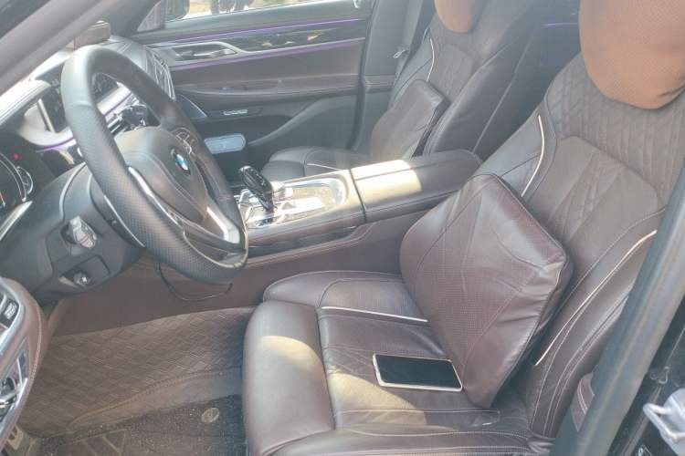 Used BMW 7 Series 2018 730Li Luxury Edition M Sport Package Left Front Seat