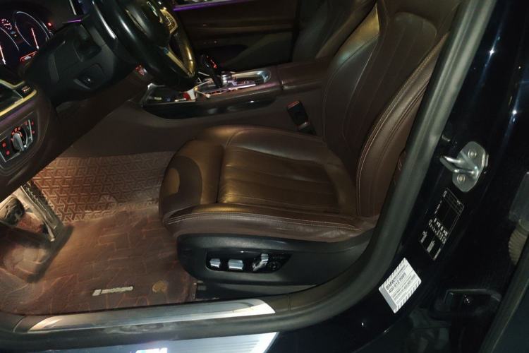 Used BMW 7 Series 2018 730Li Leading Model M Sport Package Left Front Seat