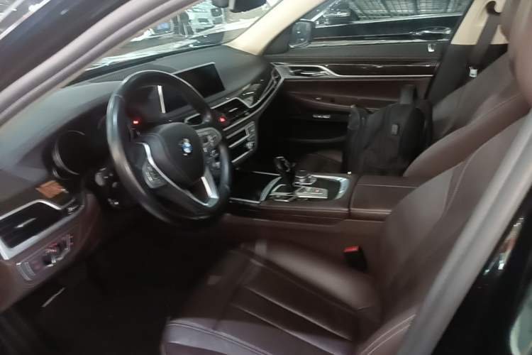 Used BMW 7 Series 2018 730Li Leading Model Excellence Package Left Front Seat