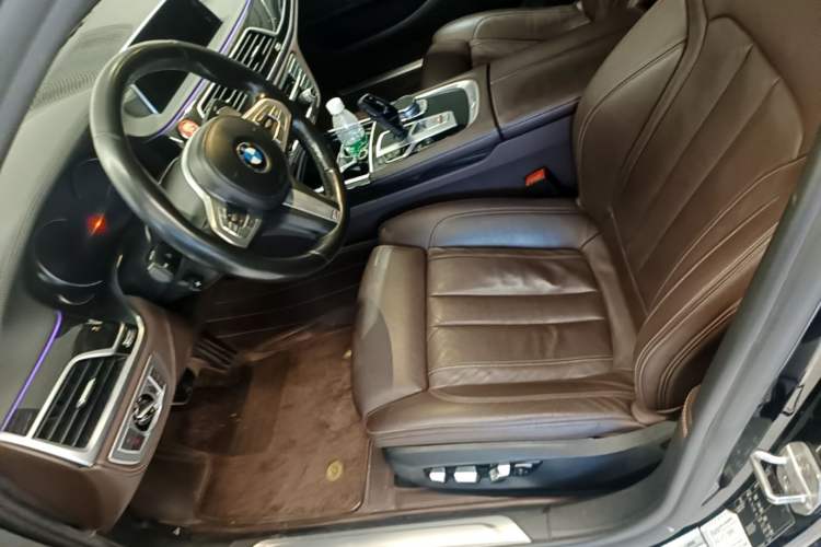 Used BMW 7 Series 2018 730Li Leading Model M Sport Package Left Front Seat