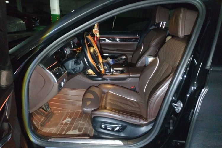 Used BMW 7 Series 2018 730Li Luxury Edition M Sport Package Left Front Seat