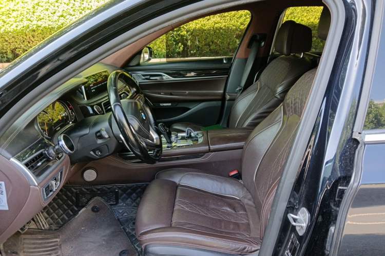 Used BMW 7 Series 2018 730Li Luxury Edition M Sport Package Left Front Seat