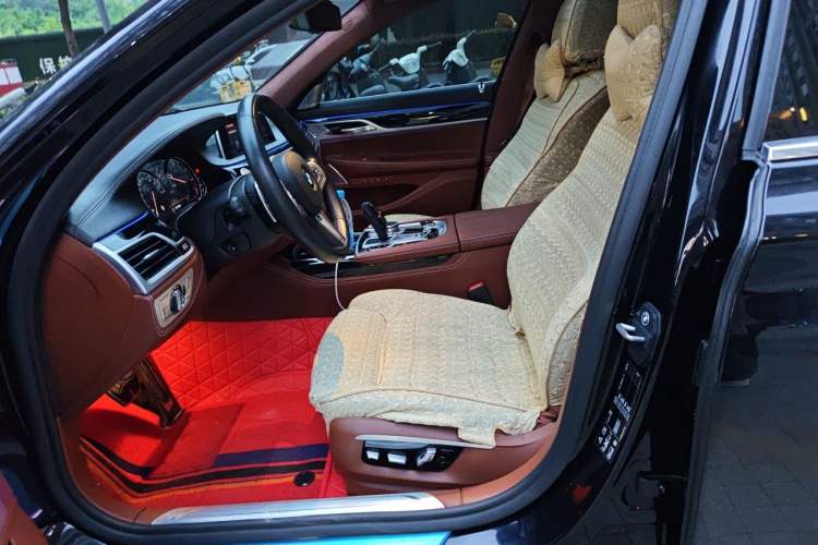 Used BMW 7 Series 2018 740Li xDrive Luxury Edition M Sport Package Left Front Seat
