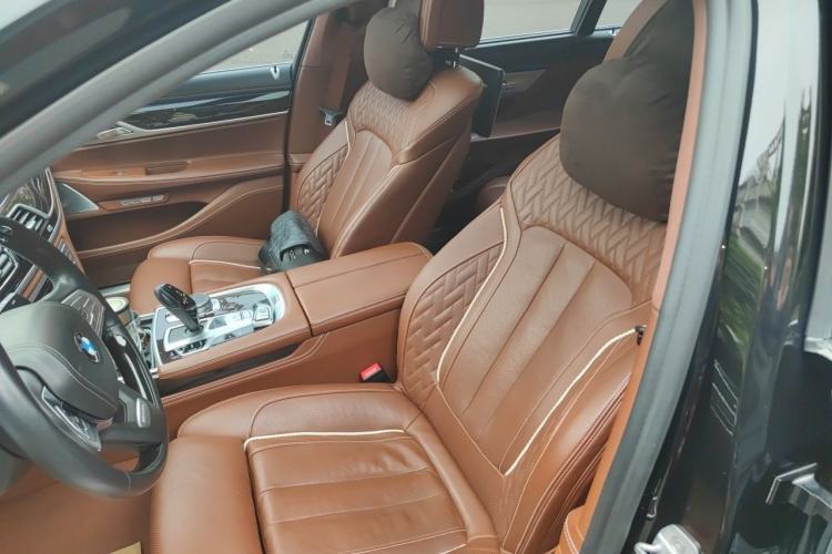 Used BMW 7 Series 2018 740Li Leading Model Excellence Package Left Front Seat