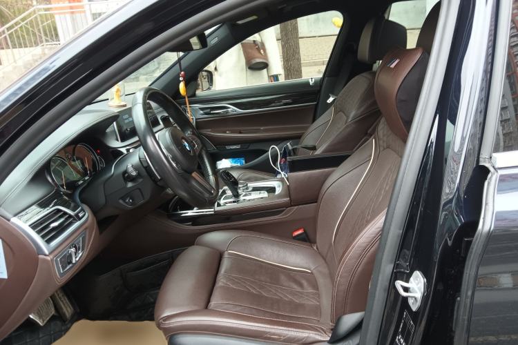 Used BMW 7 Series 2018 730Li Luxury Edition M Sport Package Left Front Seat