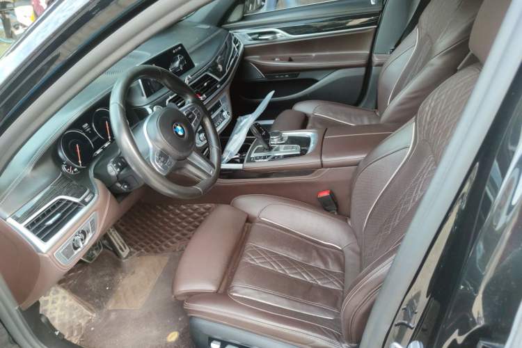 Used BMW 7 Series 2018 740Li M Sport Package Leading Model Left Front Seat