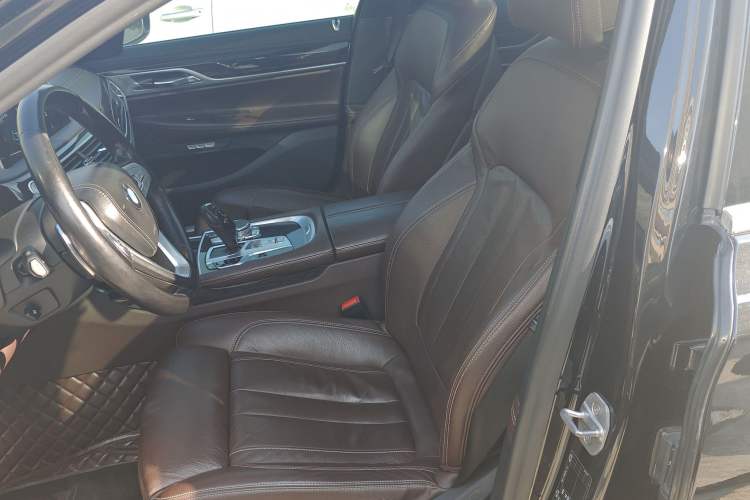 Used BMW 7 Series 2018 730Li Luxury Edition M Sport Package Left Front Seat