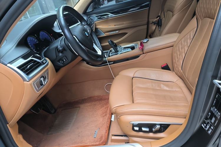 Used BMW 7 Series 2018 740Li xDrive Luxury Edition M Sport Package Left Front Seat