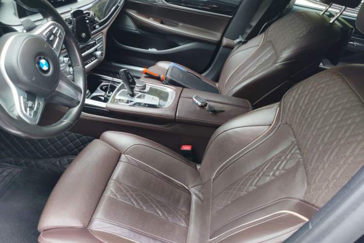 Used BMW 7 Series 2018 740Li M Sport Package Leading Model Left Front Seat