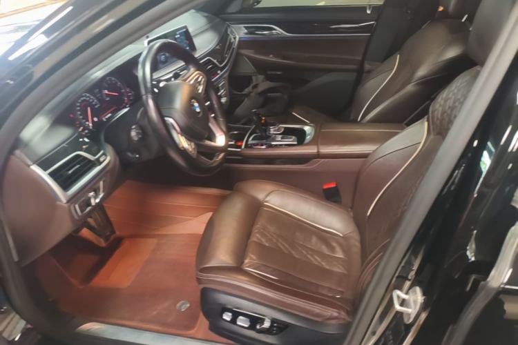 Used BMW 7 Series 2018 730Li Luxury Edition M Sport Package Left Front Seat