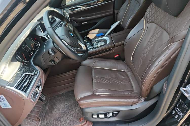 Used BMW 7 Series 2018 730Li Luxury Edition M Sport Package Left Front Seat