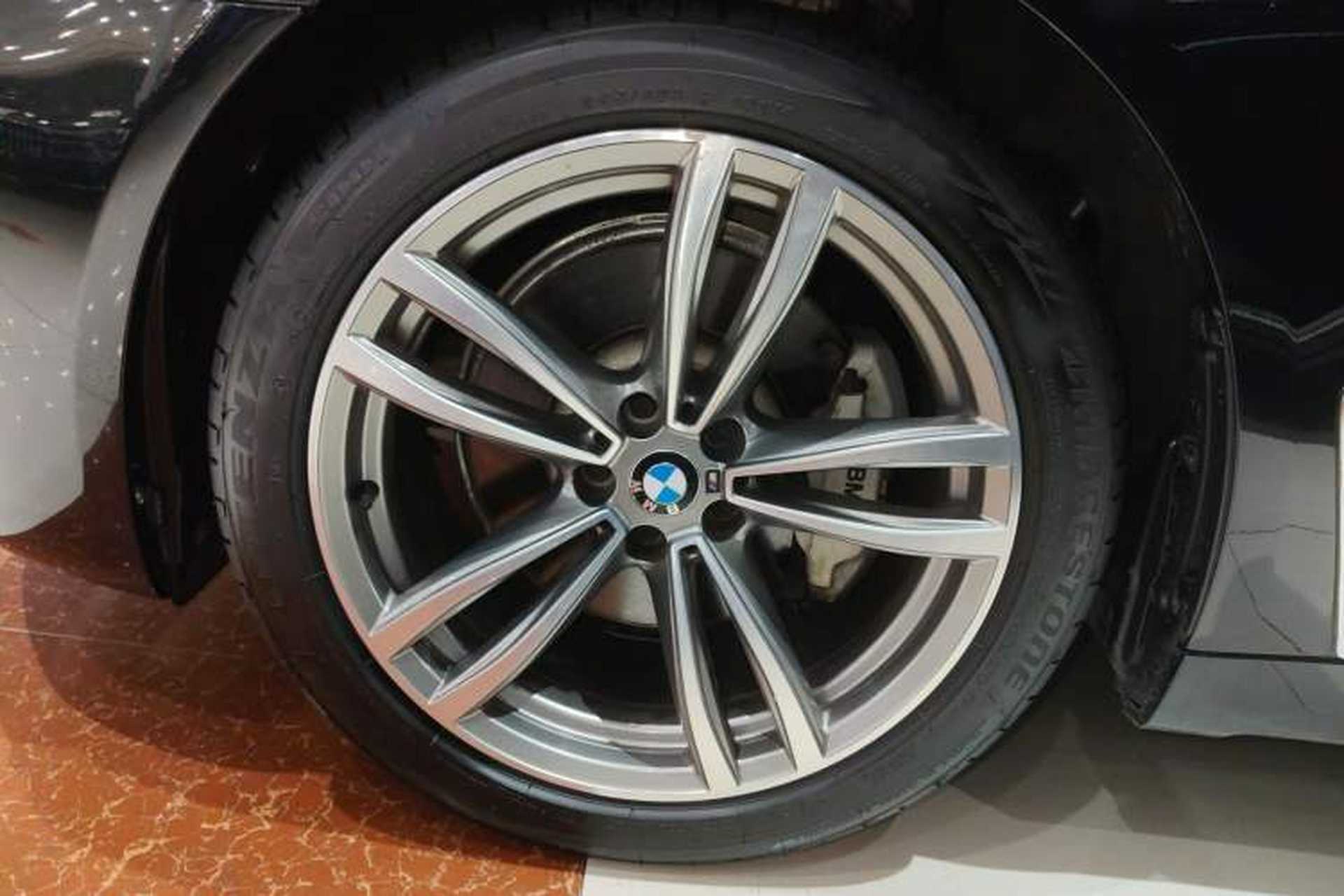 Used BMW 7 Series 2018 730Li Leading Model M Sport Package Left Front Wheel Hub